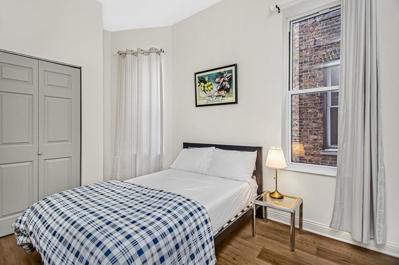 Modern 4Br Just A Block From Cta Pink Line With Pool Table Free Parking Διαμέρισμα Σικάγο Εξωτερικό φωτογραφία